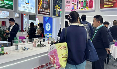 时代生物斩获&ldquo;健康产业科技创新典范奖&rdquo;，液体钙特膳饮引爆深圳展会！